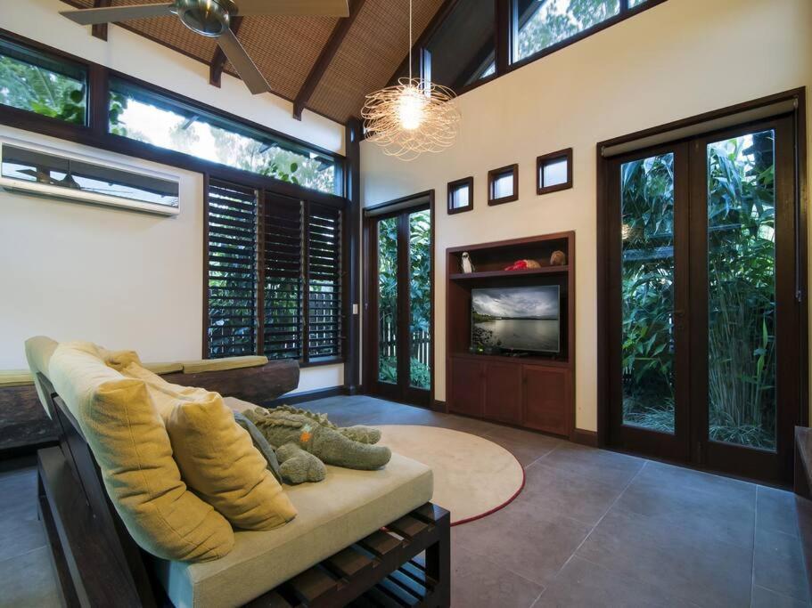 32 Beachfront Mirage - 4 Bedroom Luxury House Port Douglas Exterior foto