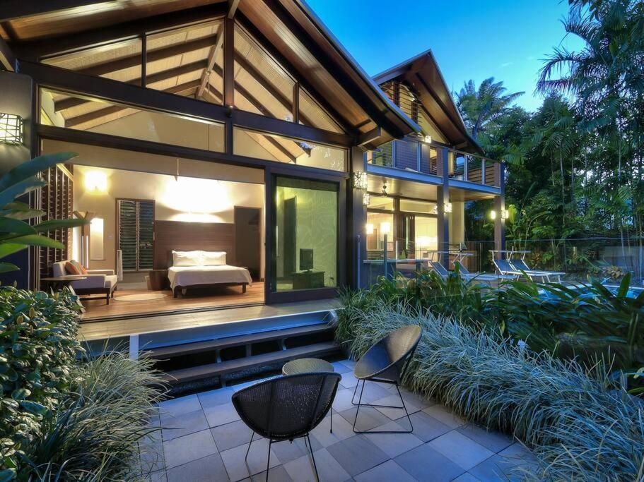 32 Beachfront Mirage - 4 Bedroom Luxury House Port Douglas Exterior foto